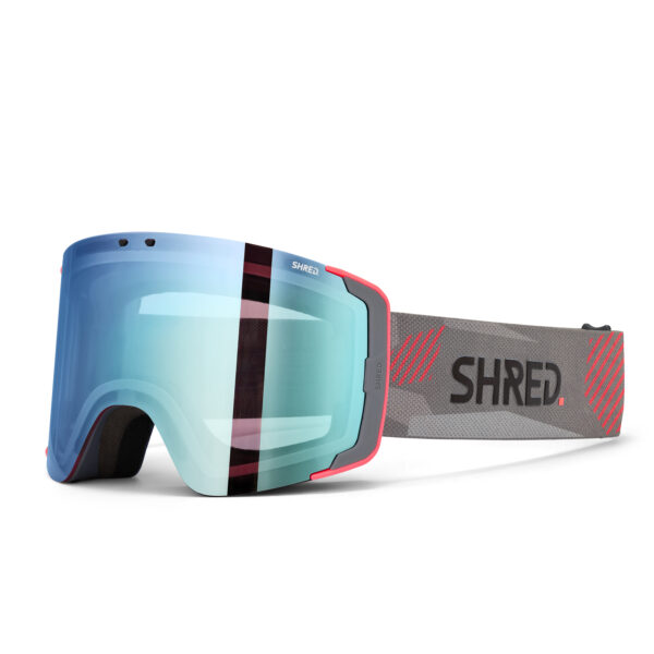 SHRED Gratify CBL 2.0 Ice lens on World Cup Ski Shop 2
